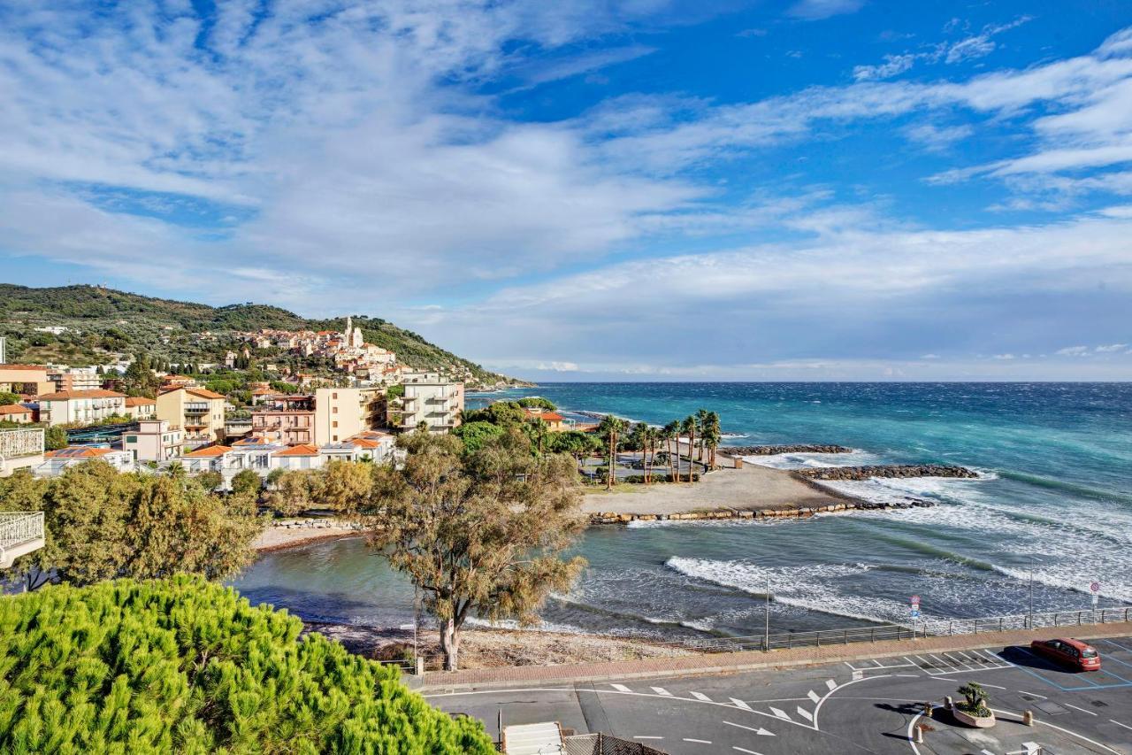 Casa Laura Elena Lejlighed San Bartolomeo Al Mare Eksteriør billede